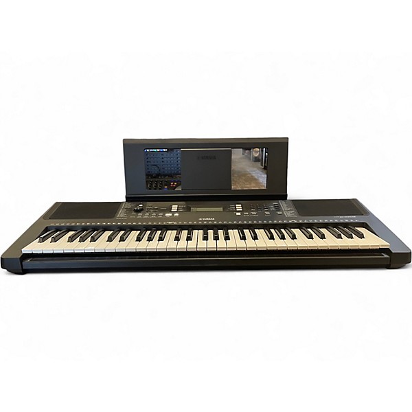Used Yamaha PSRE363 61 Key Portable Keyboard
