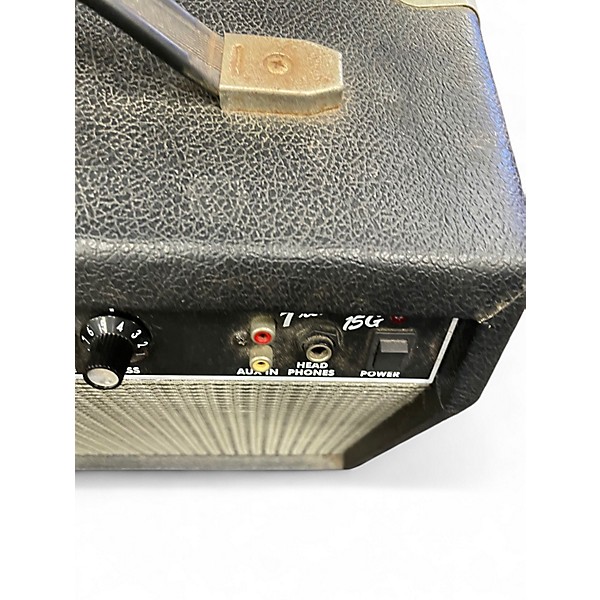 Used Fender Frontman 15G 15W Guitar Combo Amp