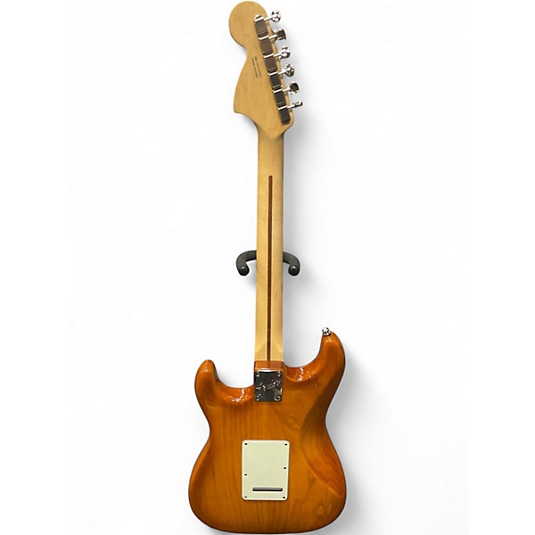 Used Fender AMERICAN PERFORMER STRATOCASTER Honey Burst Solid Body Electric Guitar
