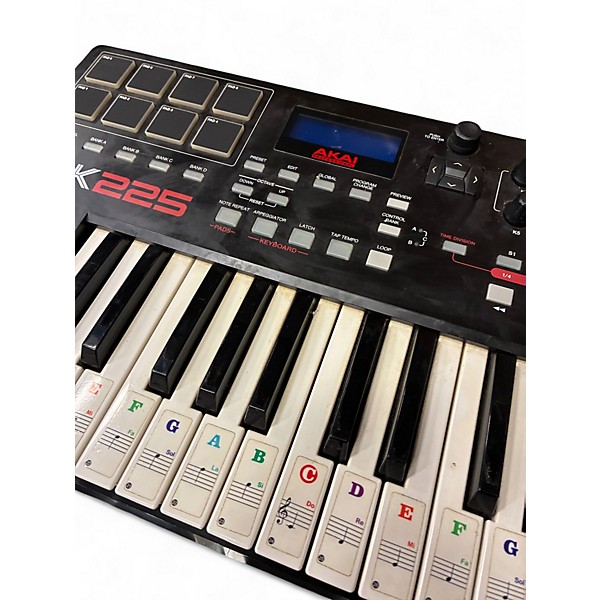 Used Akai Professional MPK225 25-Key MIDI Controller
