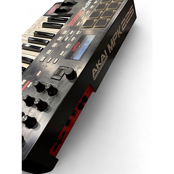 Used Akai Professional MPK225 25-Key MIDI Controller
