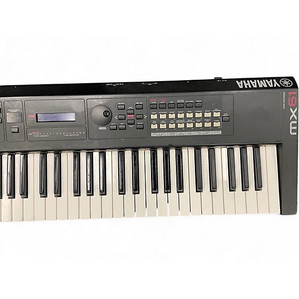 Used Yamaha MX61 v1 61 Key Keyboard Workstation