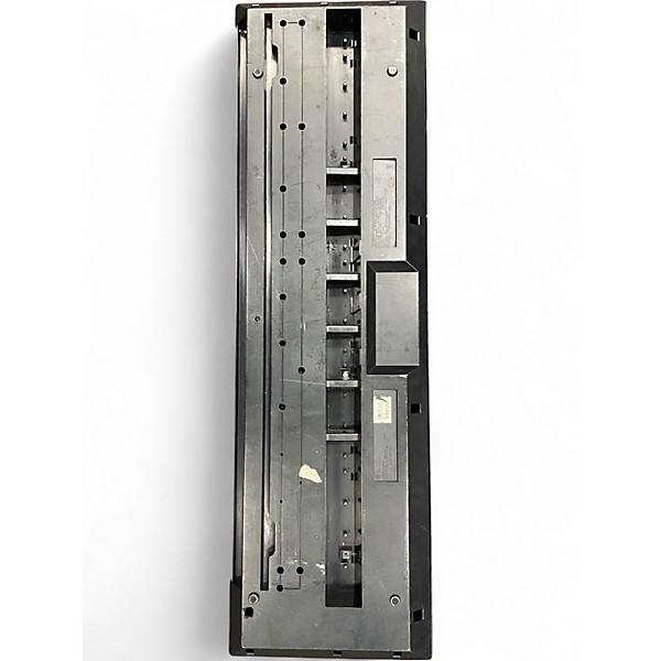 Used Yamaha MX61 v1 61 Key Keyboard Workstation