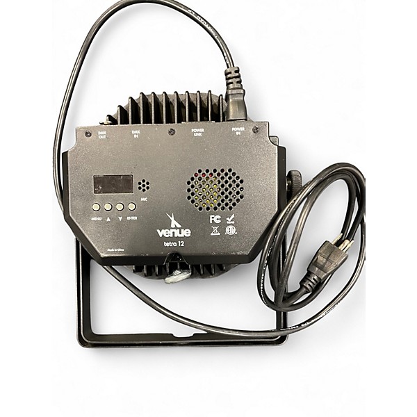 Used Venue tetra 12 Par Can Light
