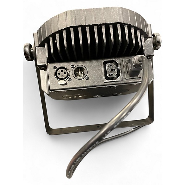 Used Venue tetra 12 Par Can Light