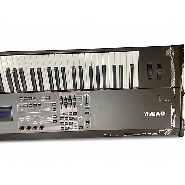 Used Yamaha S90XS 88 Key Synthesizer