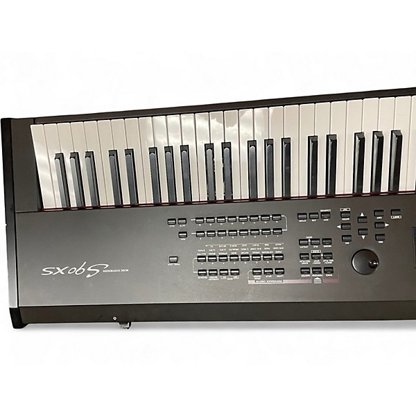 Used Yamaha S90XS 88 Key Synthesizer