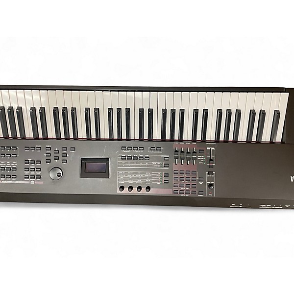 Used Yamaha S90XS 88 Key Synthesizer