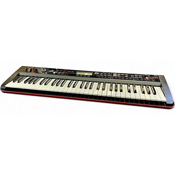 Used KORG Kross 61 Key Keyboard Workstation