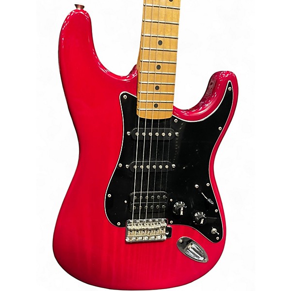 Used Fender STRATOCASTER SPECIAL SERIES RED Solid Body Electric Guitar