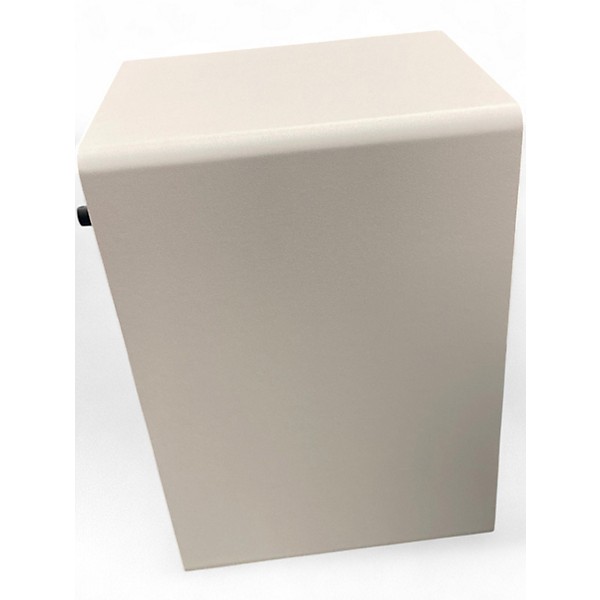 Used Yamaha HS5 Powered Monitor