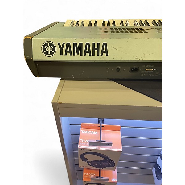 Used Yamaha Motif XS8 88 Key Keyboard Workstation