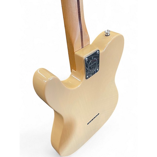 Used 2011 Fender Deluxe Nashville Telecaster Honey Blonde Solid Body Electric Guitar