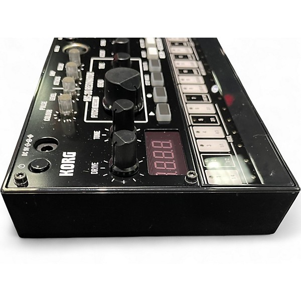 Used KORG VOLCA KICK Synthesizer