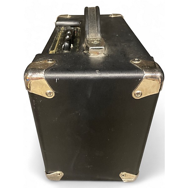 Used Esteban G10 Battery Powered Amp