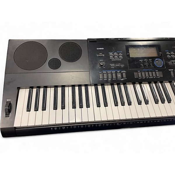 Used Casio WK6600 76 Key Portable Keyboard