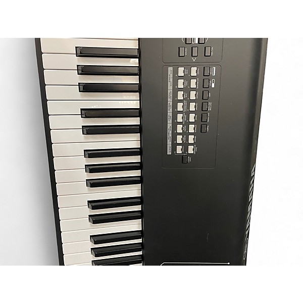 Used Yamaha MX88BK Synthesizer