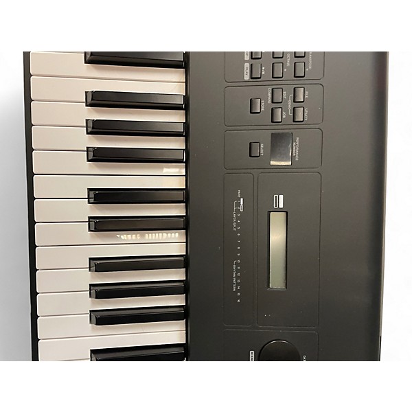Used Yamaha MX88BK Synthesizer