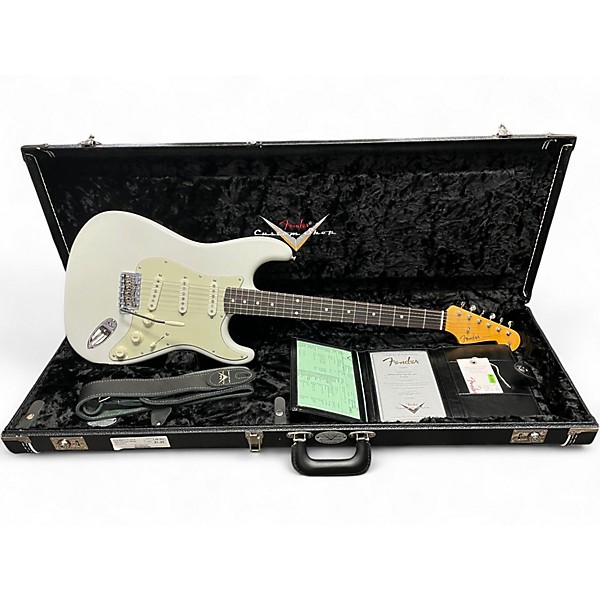 Used 2025 Fender Custom Shop 1962 Stratocaster Wildwood 10 Olympic White Solid Body Electric Guitar