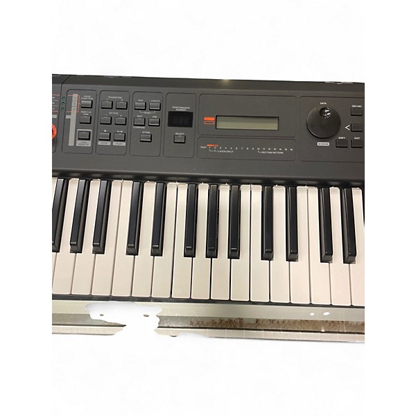 Used Yamaha MX49 Keyboard Workstation