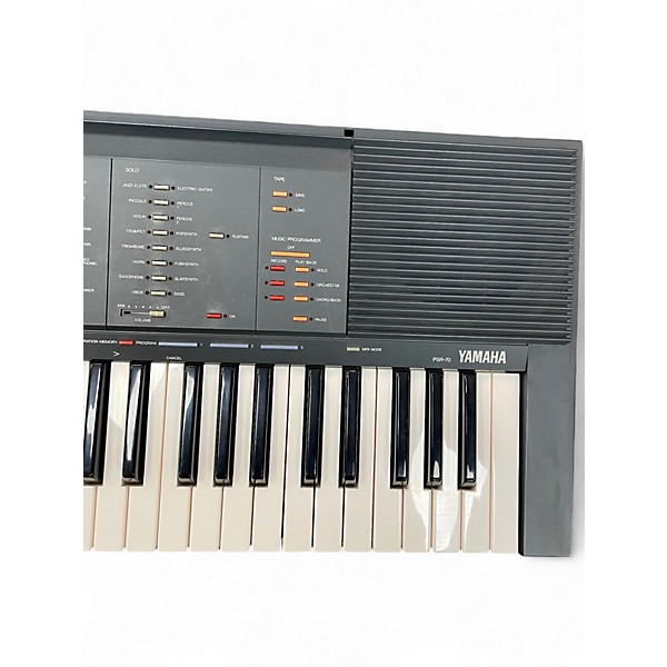 Vintage 1980s Yamaha PSR 70 Keyboard Workstation