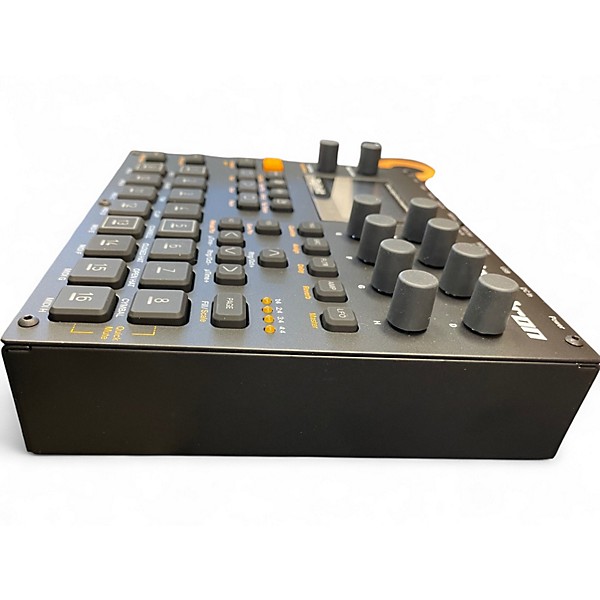 Used Elektron Digitakt 16-Track Stereo Drum Sound Module
