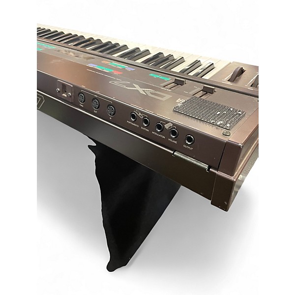 Used Yamaha DX7 Synthesizer