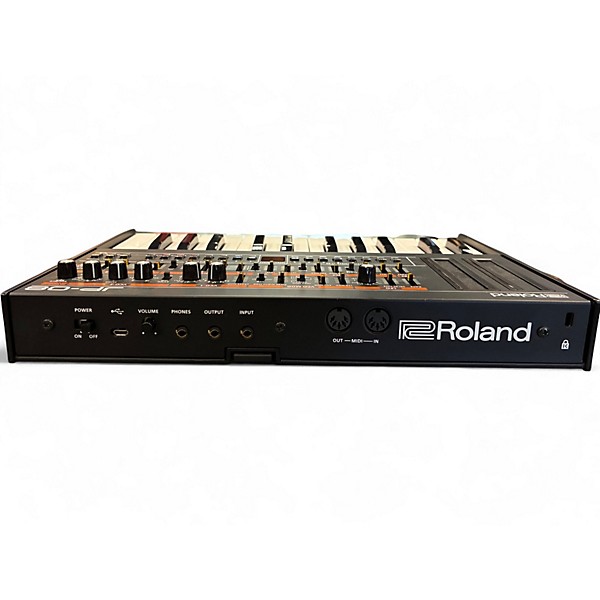 Used Roland JP08 Synthesizer