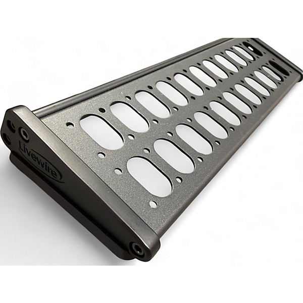 Used Livewire PB200 Pedal Board