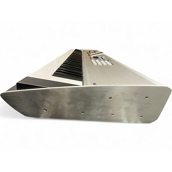 Used Roland Fantom X8 Keyboard Workstation