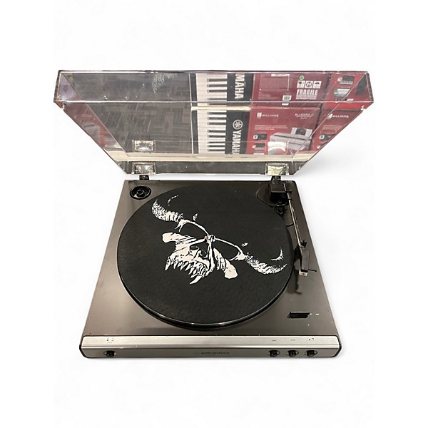 Used Audio-Technica LP60X Turntable