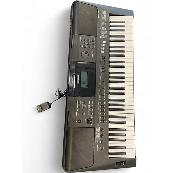Used Yamaha PSRE453 61 Key Portable Keyboard