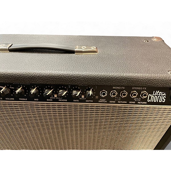 Vintage 1995 Fender ULTRA CHORUS Guitar Combo Amp