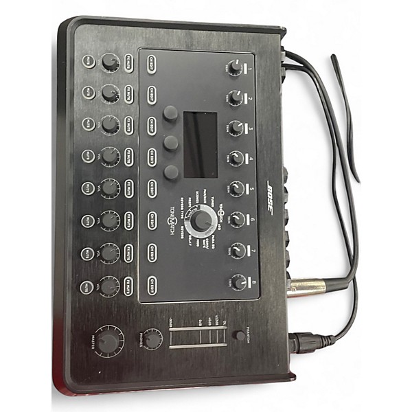 Used Bose Bose L1 Model II with B2 Bass and t8 Tonematch Powered Speaker