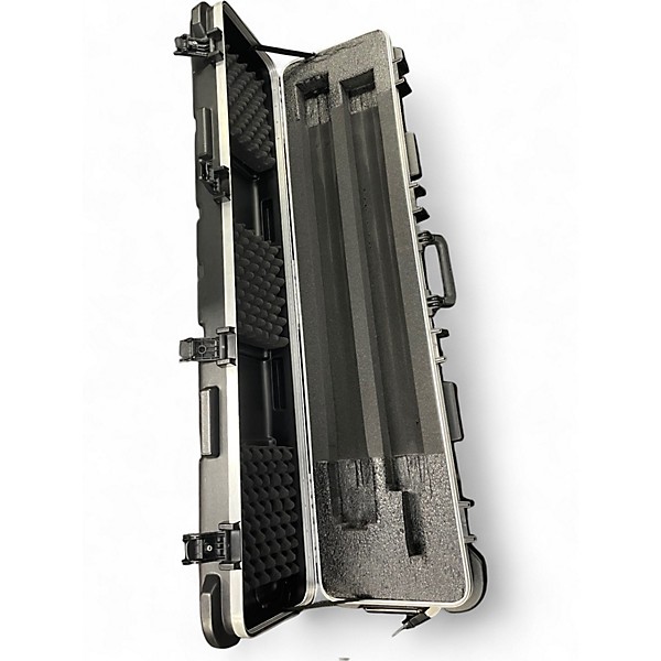 Used Bose Bose L1 Model II with B2 Bass and t8 Tonematch Powered Speaker