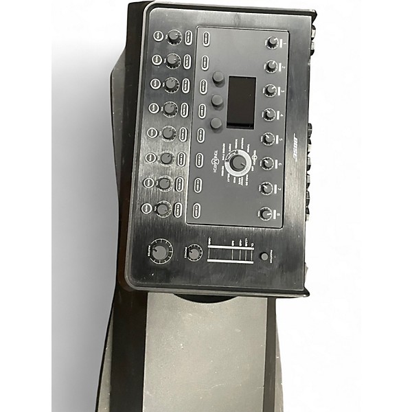 Used Bose Bose L1 Model II with B2 Bass and t8 Tonematch Powered Speaker