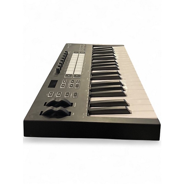 Used Novation LAUNCHKEY 37 MIDI Controller