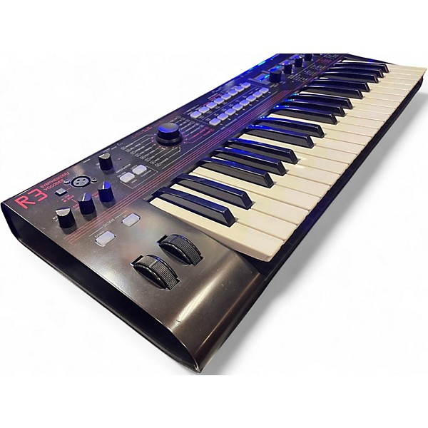 Used KORG R3 37 Key Synthesizer