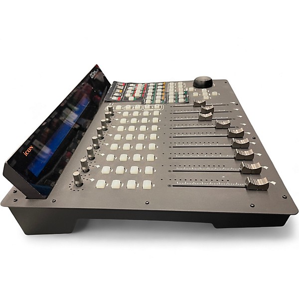 Used Icon QCON PRO G2 MIDI Controller