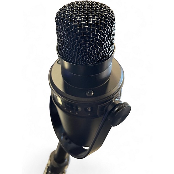 Used Shure MV7 Dynamic Microphone