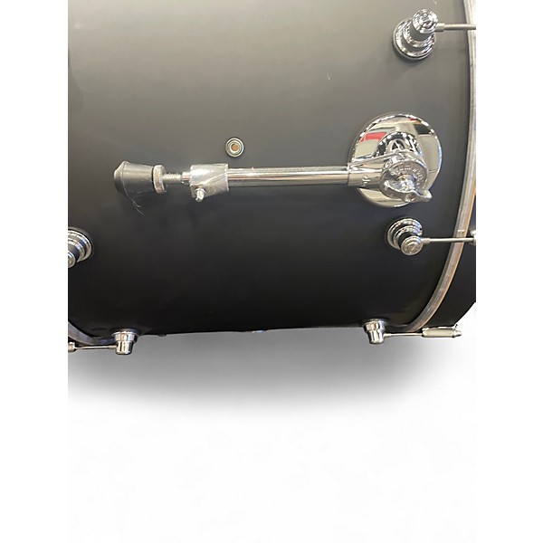 Used DW 4 Piece Design Series Satin Black Drum Kit