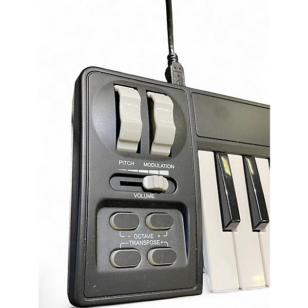 Used Midiplus AKM320 MIDI Controller