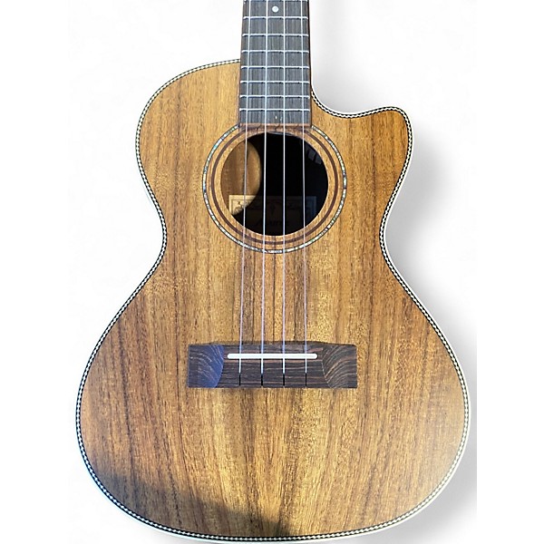 Used Alvarez au90tce Natural Ukulele