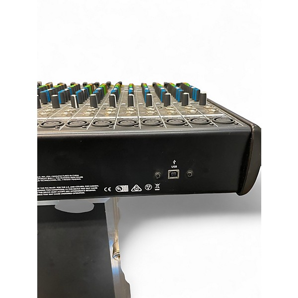 Used Behringer KM1700 Power Amp