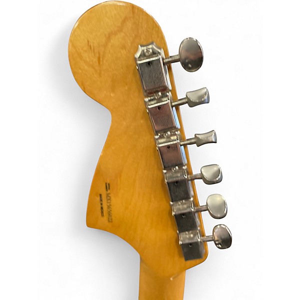 Used Fender  Classic Player Jaguar® Special HH Olympic White Solid Body Electric Guitar