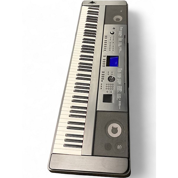 Used Yamaha DGX660 Portable Keyboard