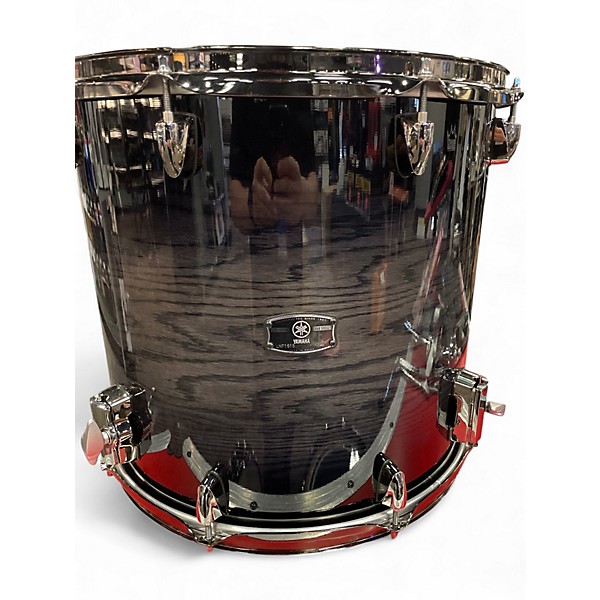Used Yamaha 4 Piece Live Custom Shadowburst Drum Kit
