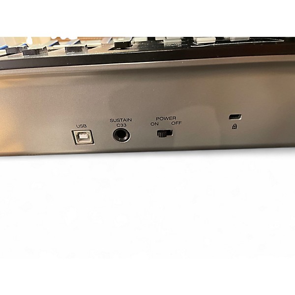 Used M-Audio Oxygen 61 Key MIDI Controller