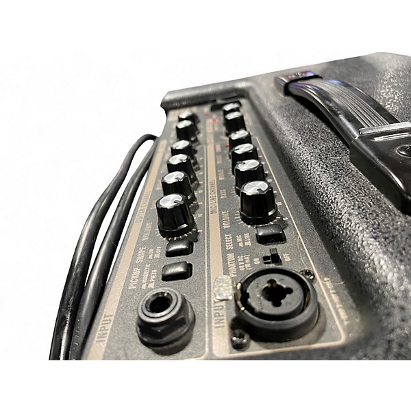 Used Roland AC-60 Acoustic Guitar Combo Amp