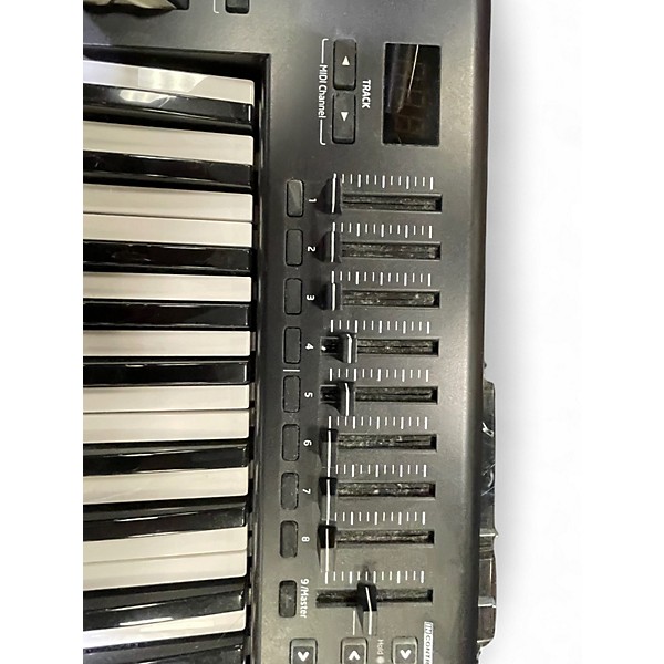 Used Novation  LAUNCHKEY 49 MIDI Controller